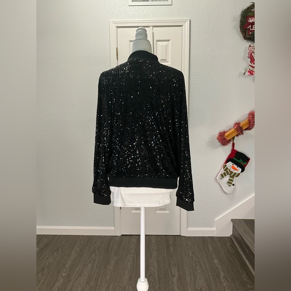 Cable & Gauge Shimmery Lightweight Bomber Jacket - Picture 7 of 14